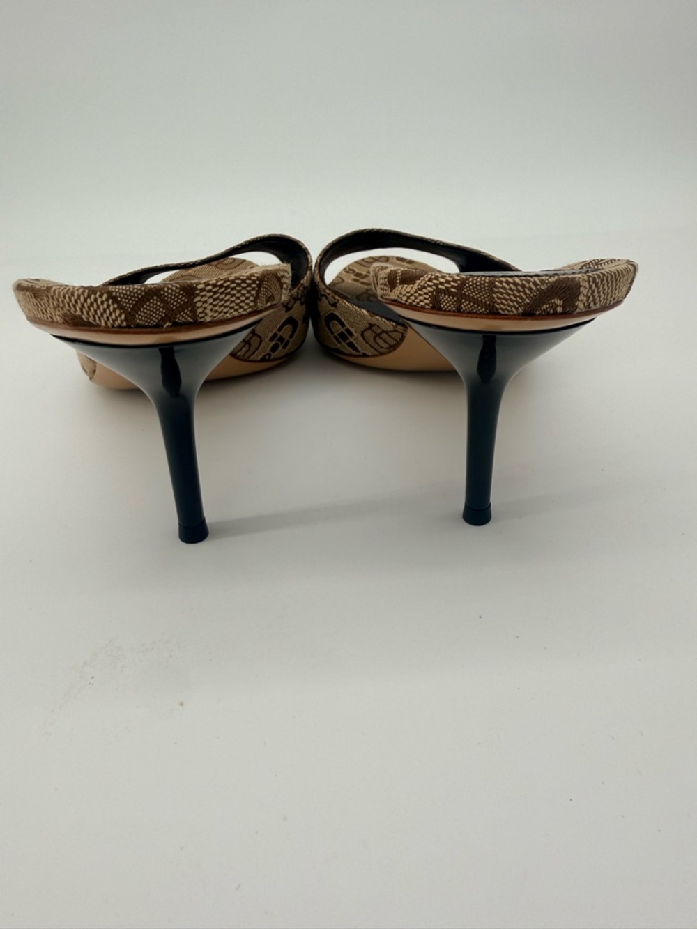 Gucci Brown Monogram Open-Toe Mule Heels - Picture 2 of 6